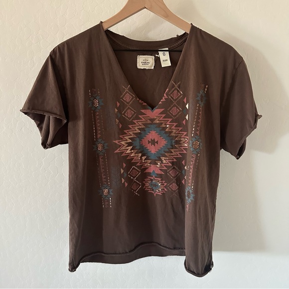 Sterling & Stitch Aztec raw edge print top - Picture 2 of 6